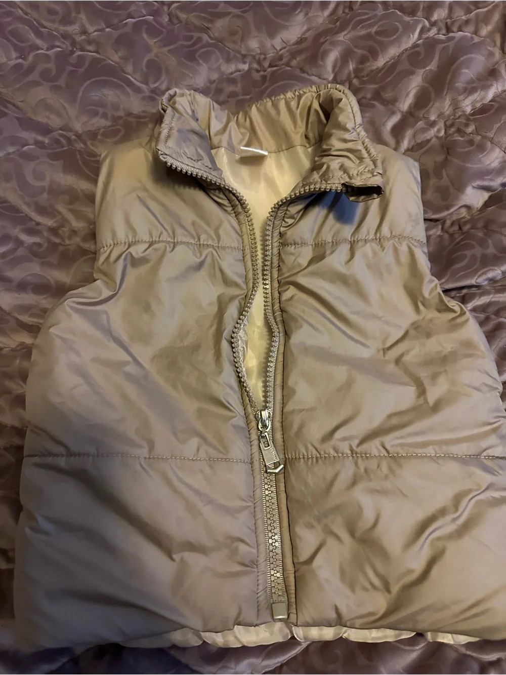 SHEIN Quilted Puffer Vest in Beige (12-18 months) Unisex